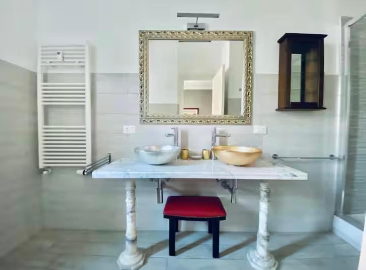 Vatican Historic Center -luxury Flat With Garden And Private Parking * Rom